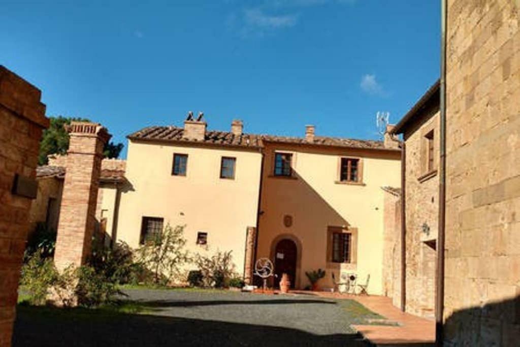 Ostello Sigerico Gambassi Terme Exteriör bild